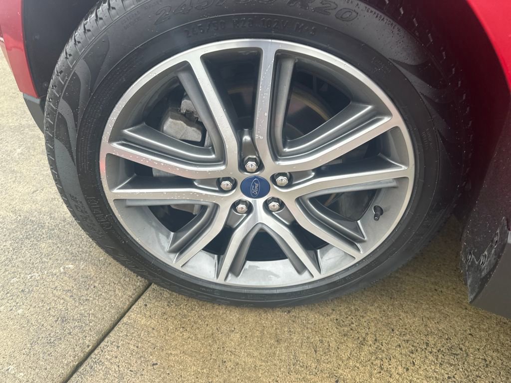 Used 2022 Ford Edge Titanium image 23