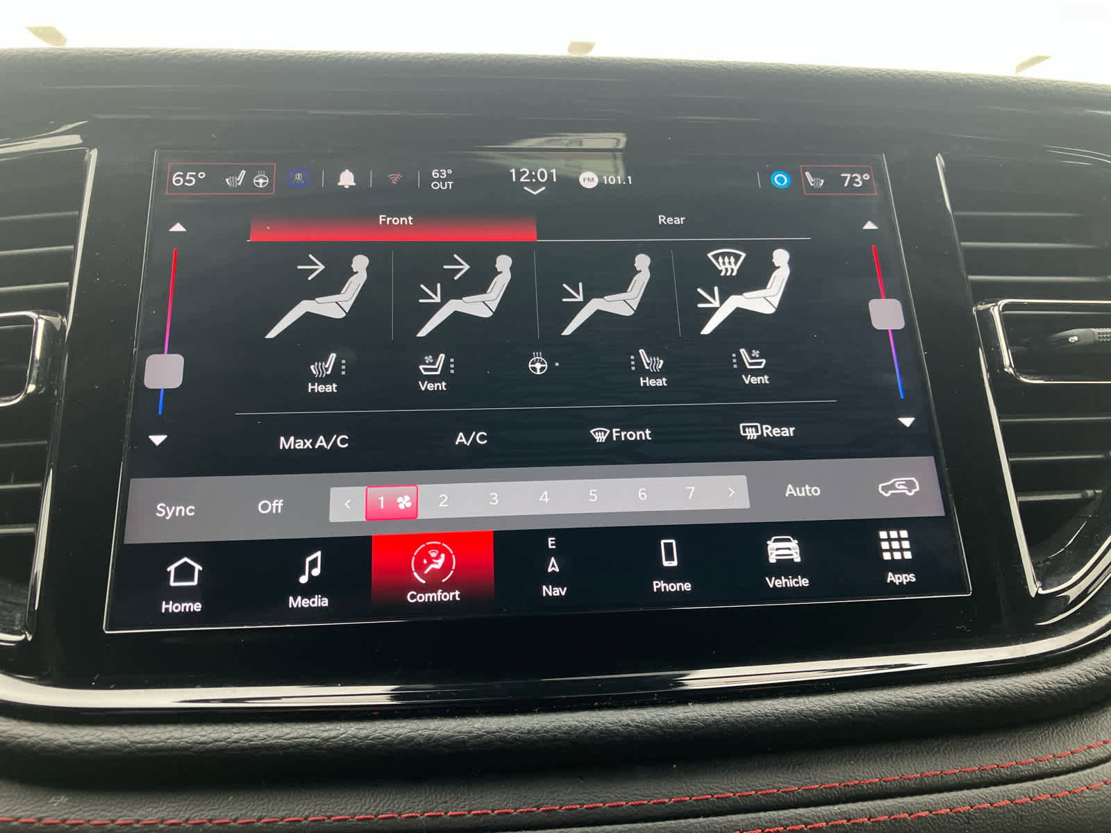 Used 2024 Dodge Durango GT image 26