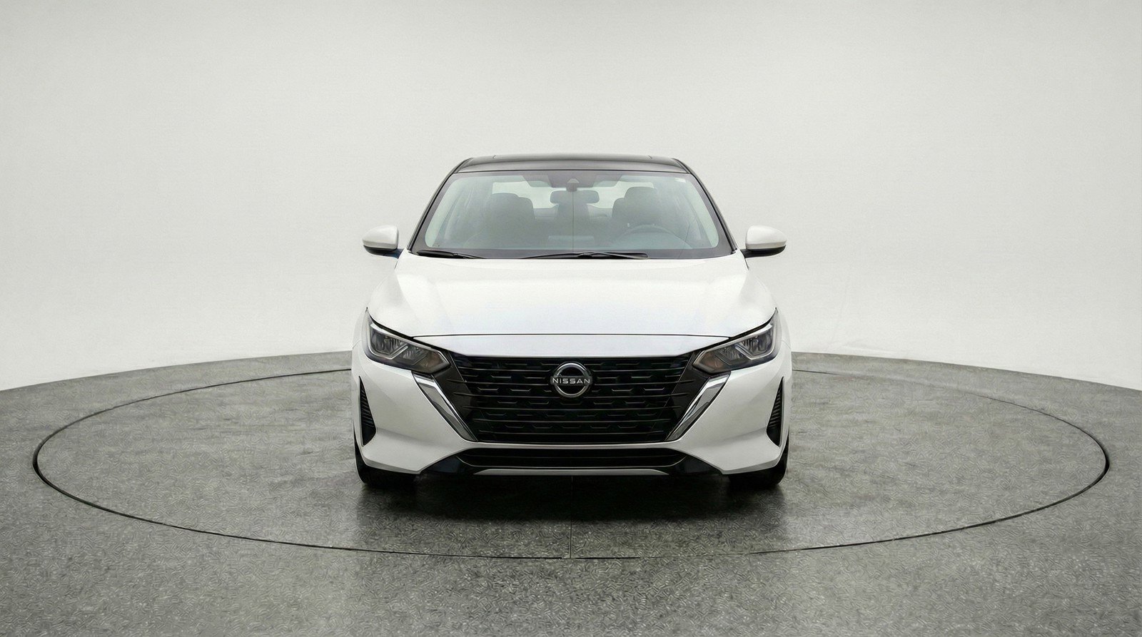 Used 2025 Nissan Sentra S FWD image 2