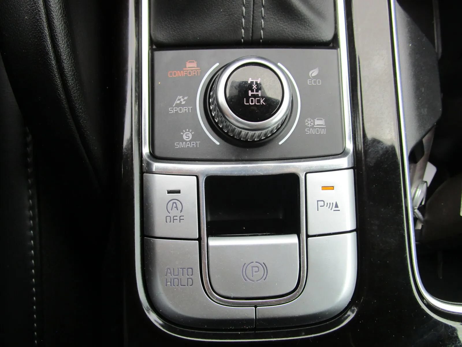 Used 2025 Kia Telluride S AWD/4WD image 18