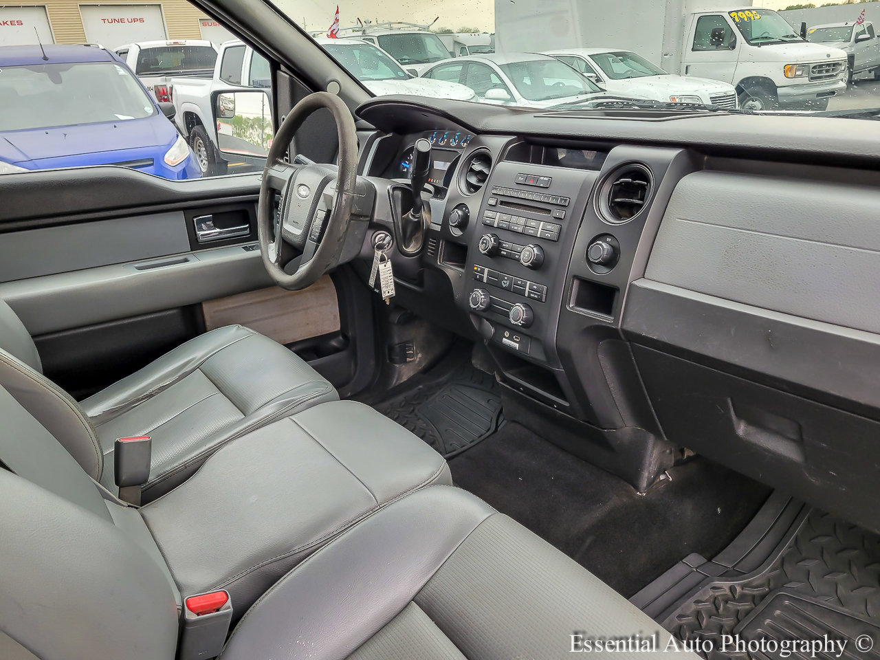 Used 2014 Ford F150 XL w/ Equipment Group 101A Mid AWD/4WD image 22