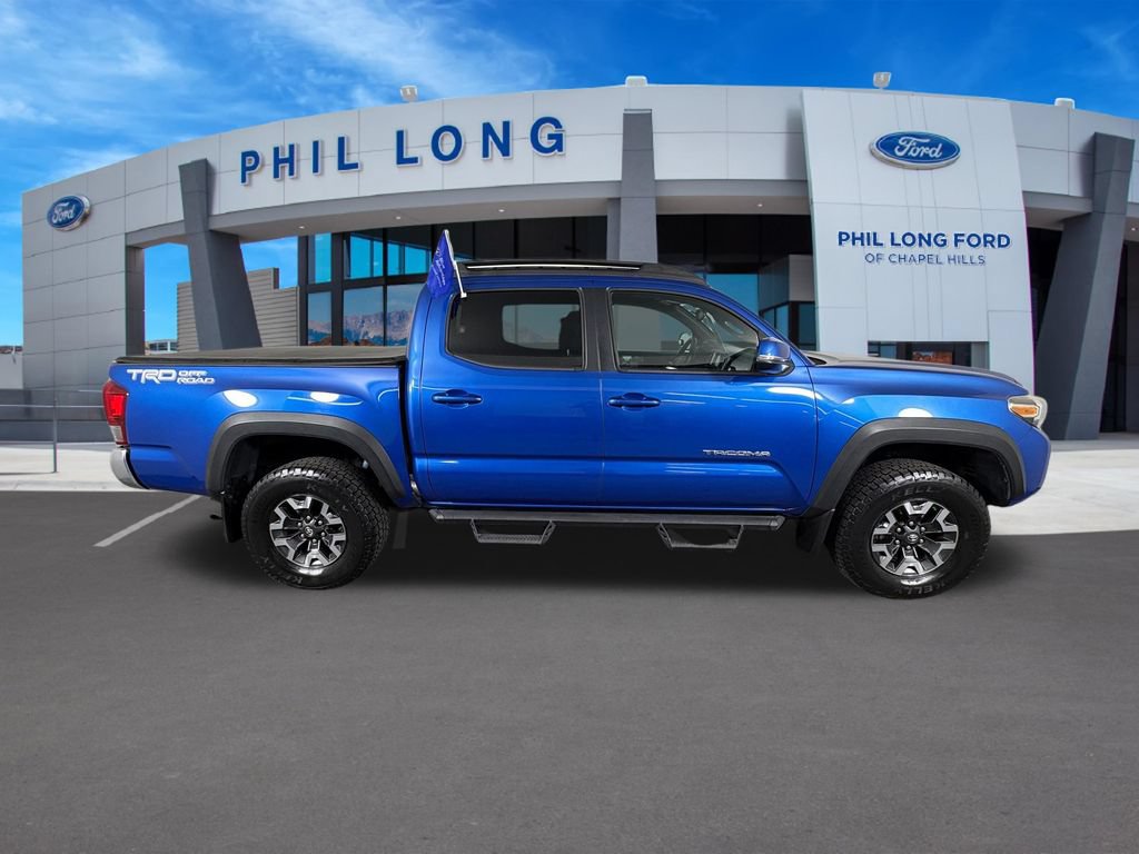 Used 2017 Toyota Tacoma TRD Off-Road w/ Tow Package RWD image 6