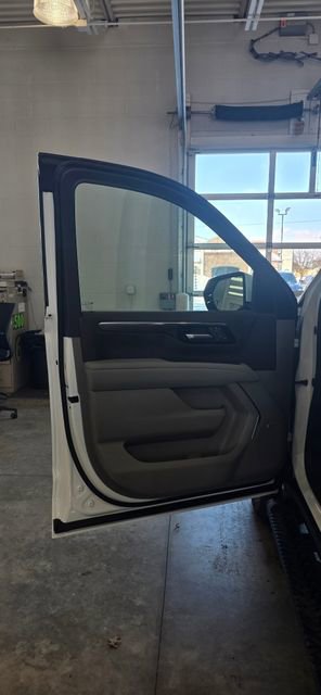 New 2026 Chevrolet Tahoe Z71 w/ Comfort Package image 11