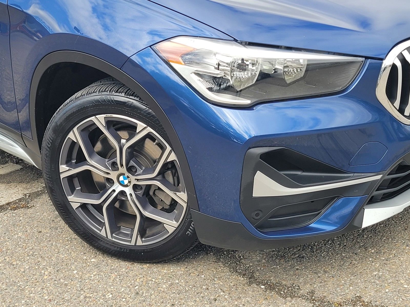 Used 2021 BMW X1 sDrive28i w/ Convenience Package image 9