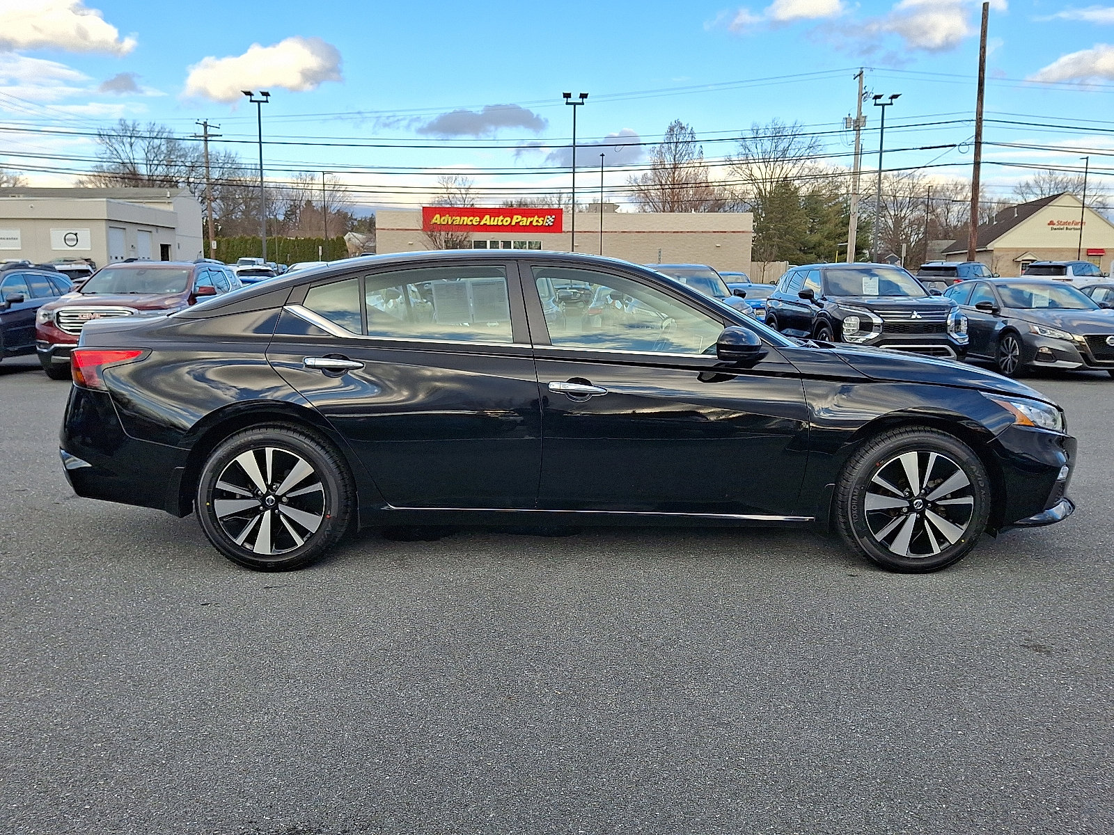 Certified 2022 Nissan Altima 2.5 SV w/ SV Premium Package image 12