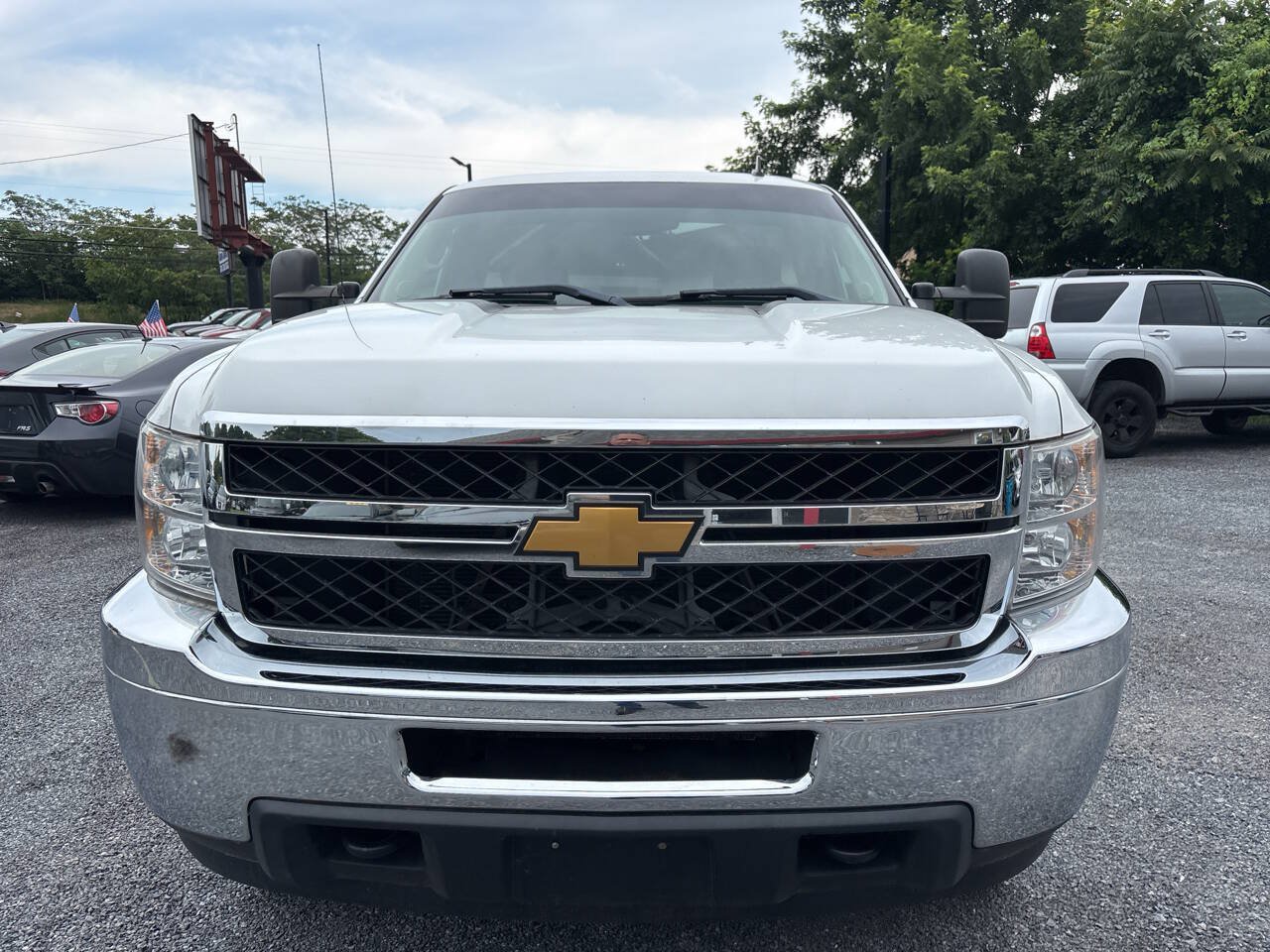 Used 2013 Chevrolet Silverado 2500 LT w/ Suspension Package, Off-Road AWD/4WD image 2