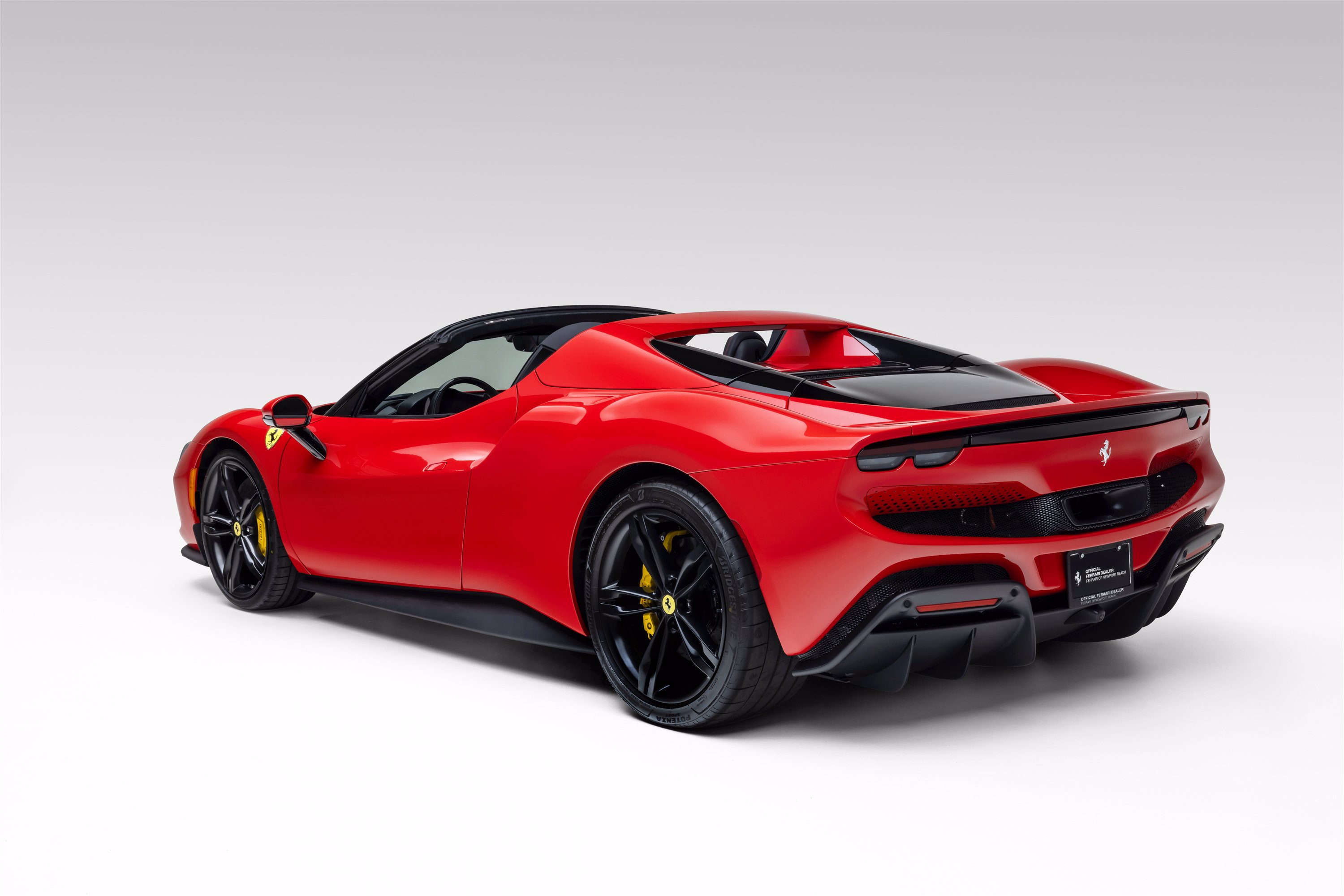 Used 2026 Ferrari 296 GTS RWD image 10