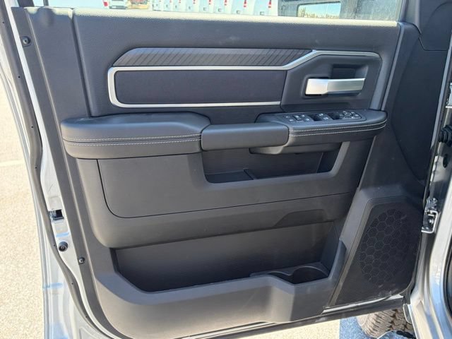 New 2026 RAM 2500 Big Horn AWD/4WD image 10