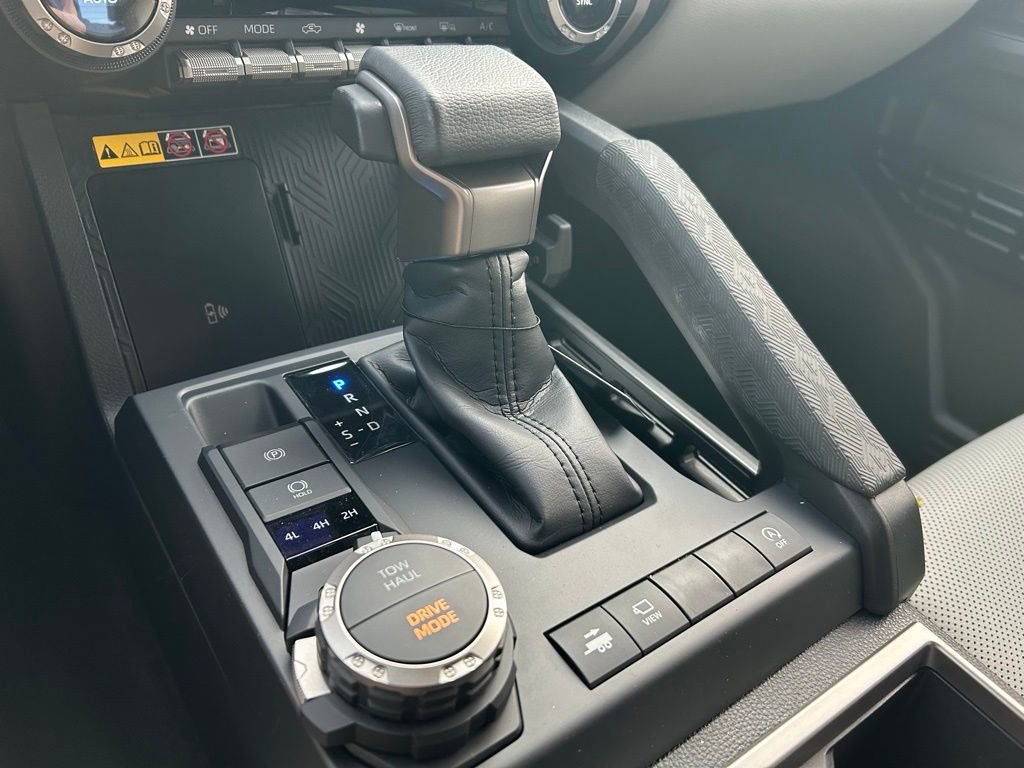 Used 2026 Toyota Tacoma Limited image 23