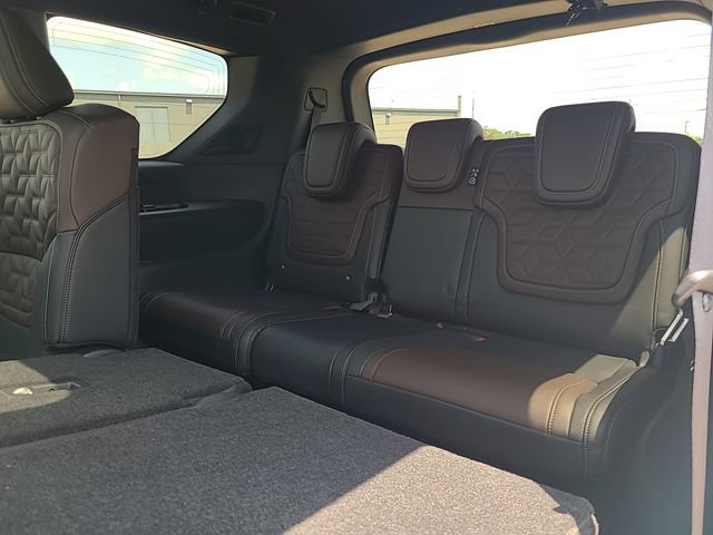 New 2026 Nissan Armada Platinum AWD/4WD image 25