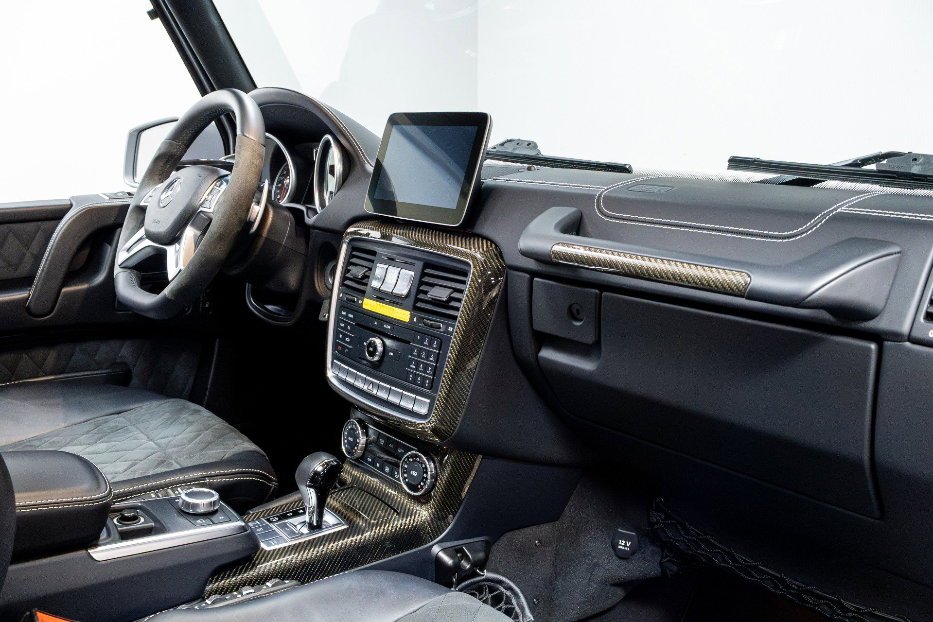 Used 2017 Mercedes-Benz G 550 Squared image 28
