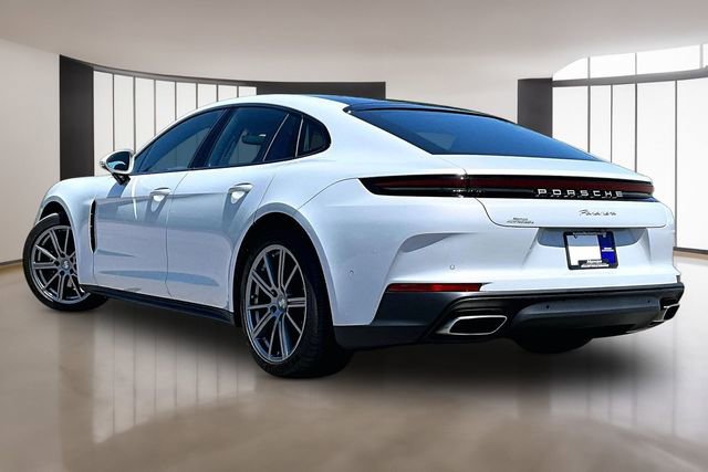 Used 2025 Porsche Panamera RWD image 4