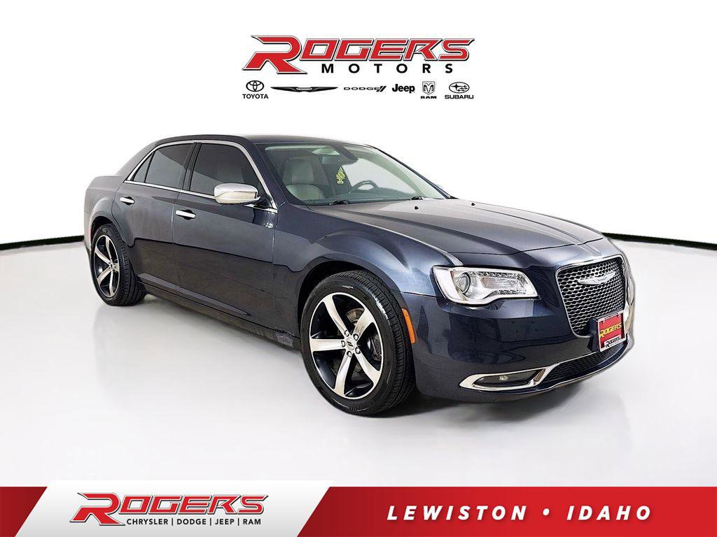 Used 2018 Chrysler 300 Limited AWD/4WD image 1
