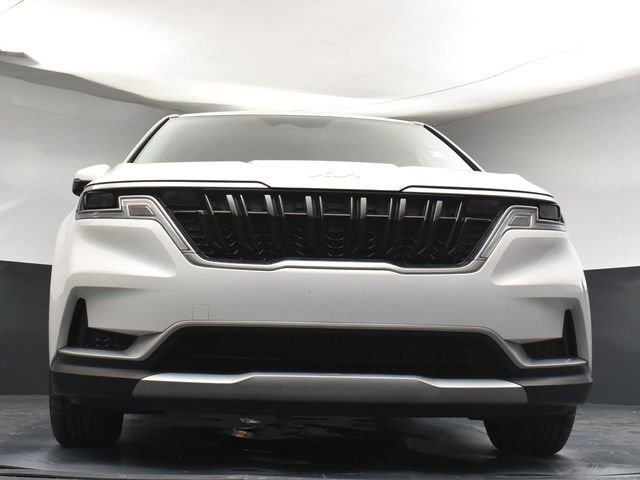 Certified 2024 Kia Carnival LX image 34