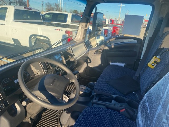 New 2025 Chevrolet Low Cab Forward image 12