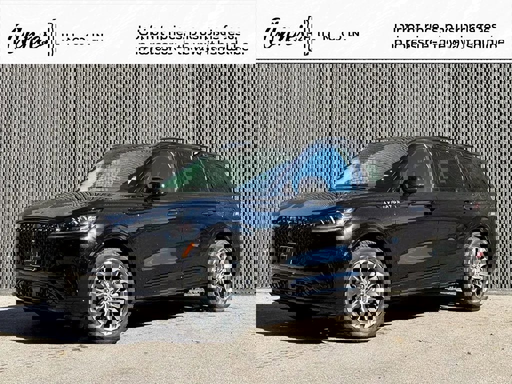 New 2025 Lincoln Aviator AWD w/ Jet Appearance Package