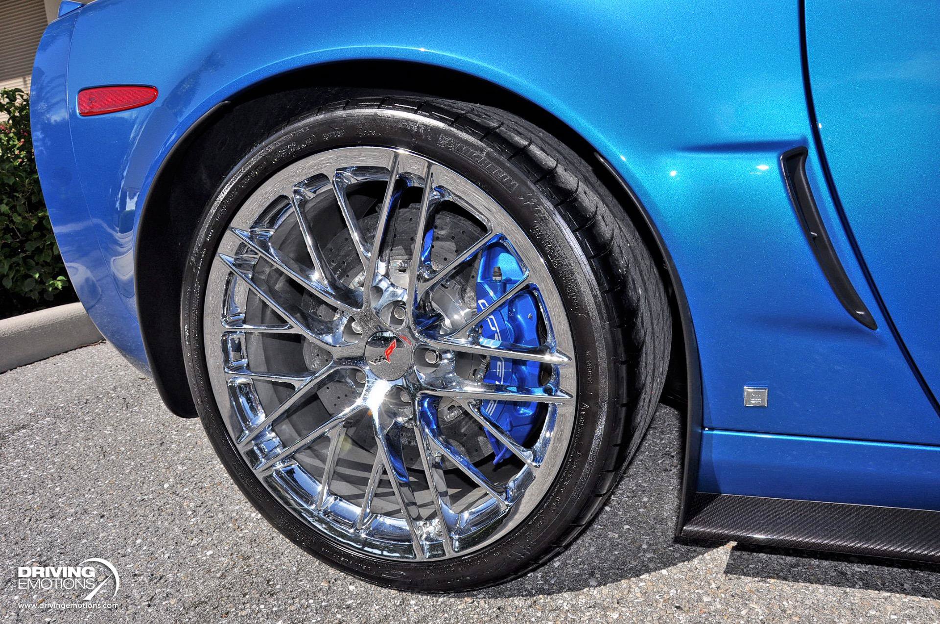 Used 2009 Chevrolet Corvette ZR1 w/ Preferred Equipment Group RWD image 20