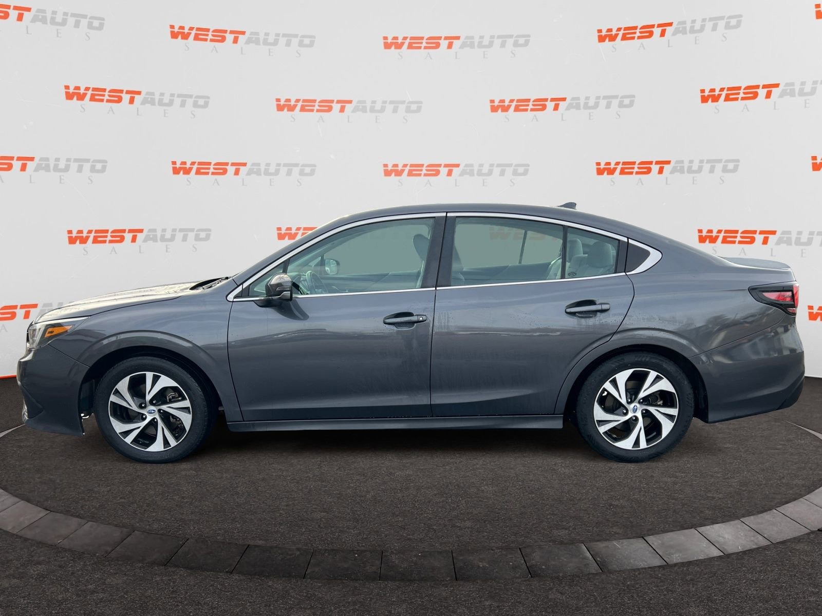 Used 2021 Subaru Legacy Premium AWD/4WD image 2