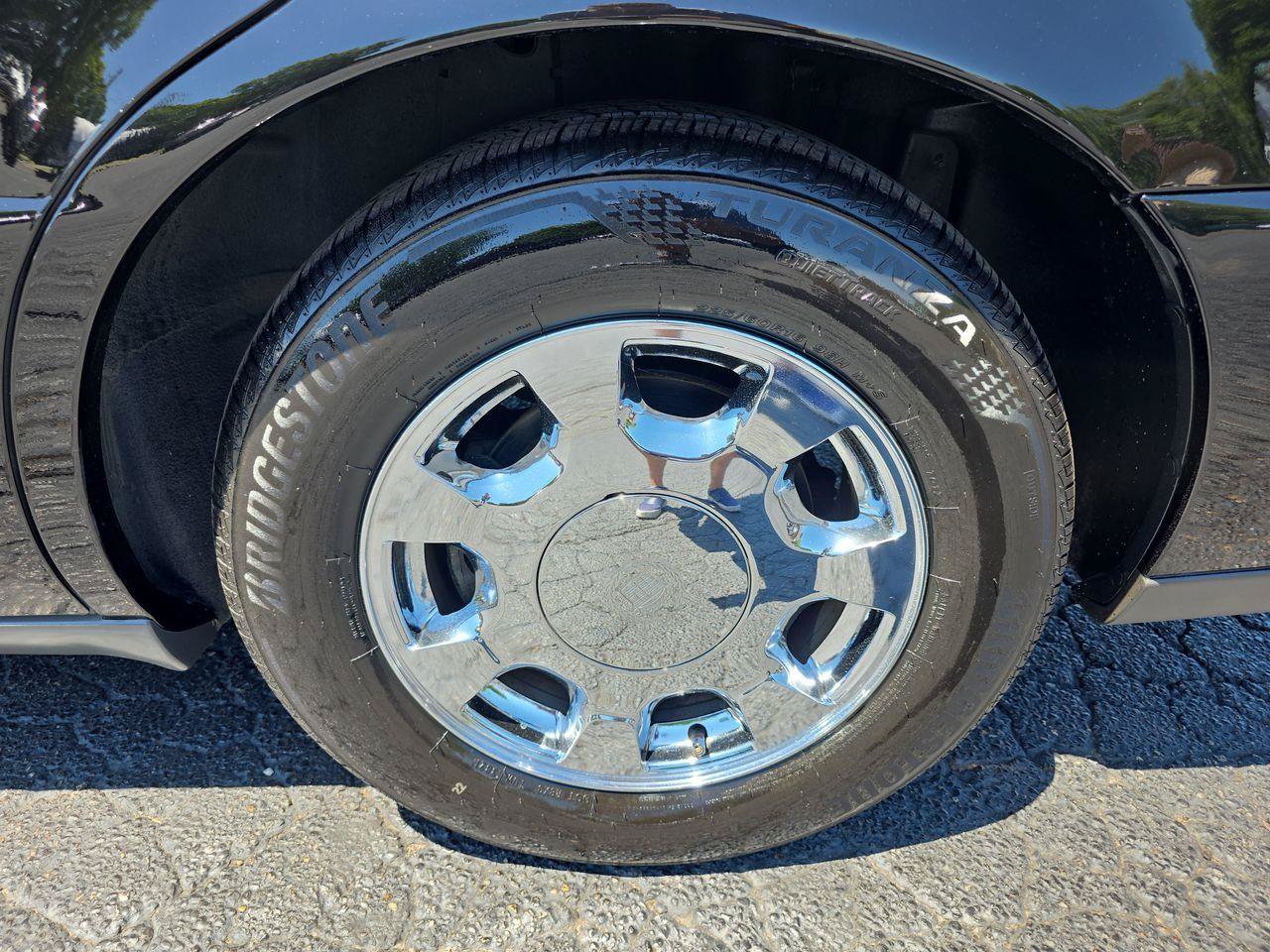 Used 2000 Cadillac De Ville w/ Comfort/Convenience Pkg FWD image 29