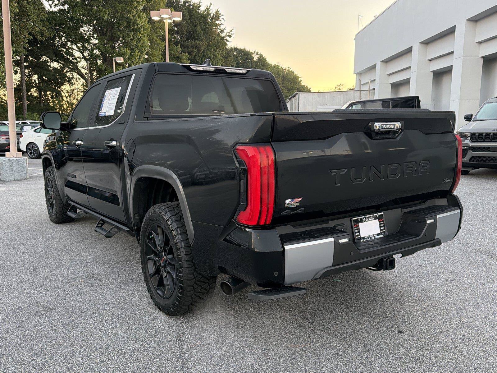 Used 2025 Toyota Tundra Limited AWD/4WD image 7