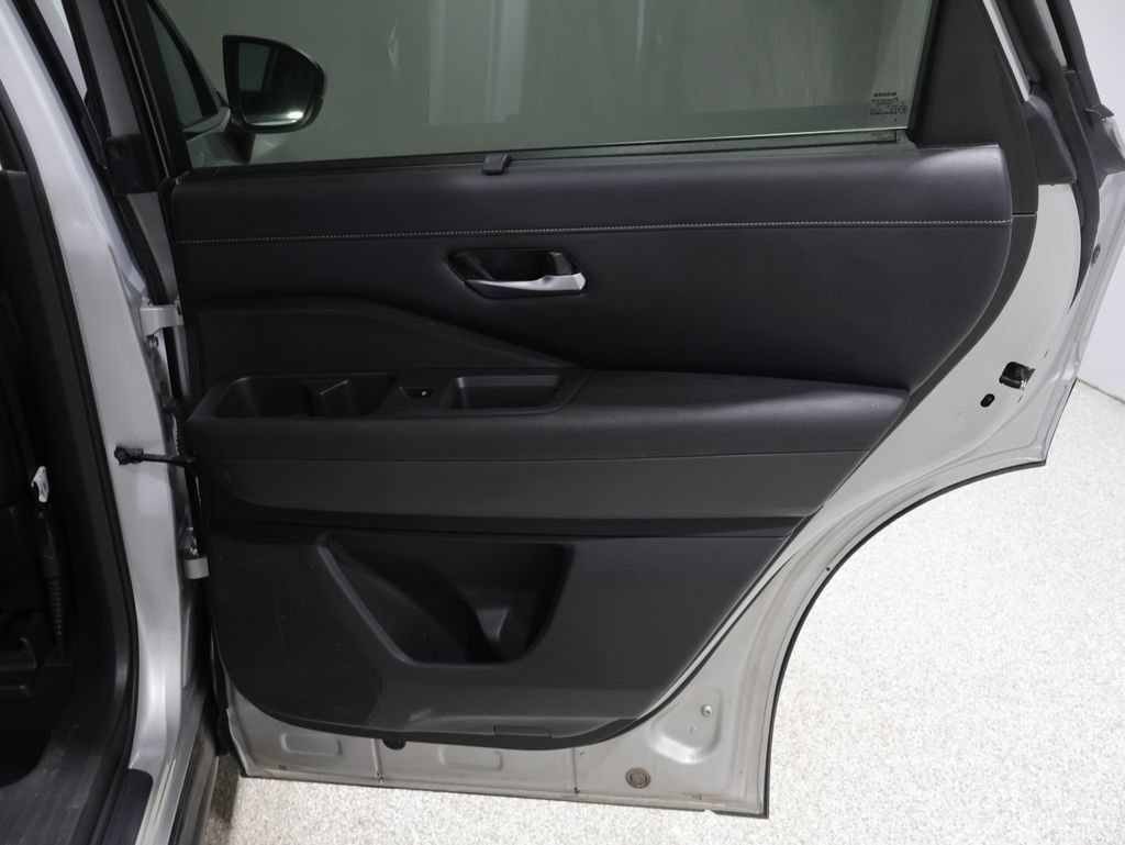 Used 2023 Nissan Pathfinder SL w/ SL Premium Package AWD/4WD image 21