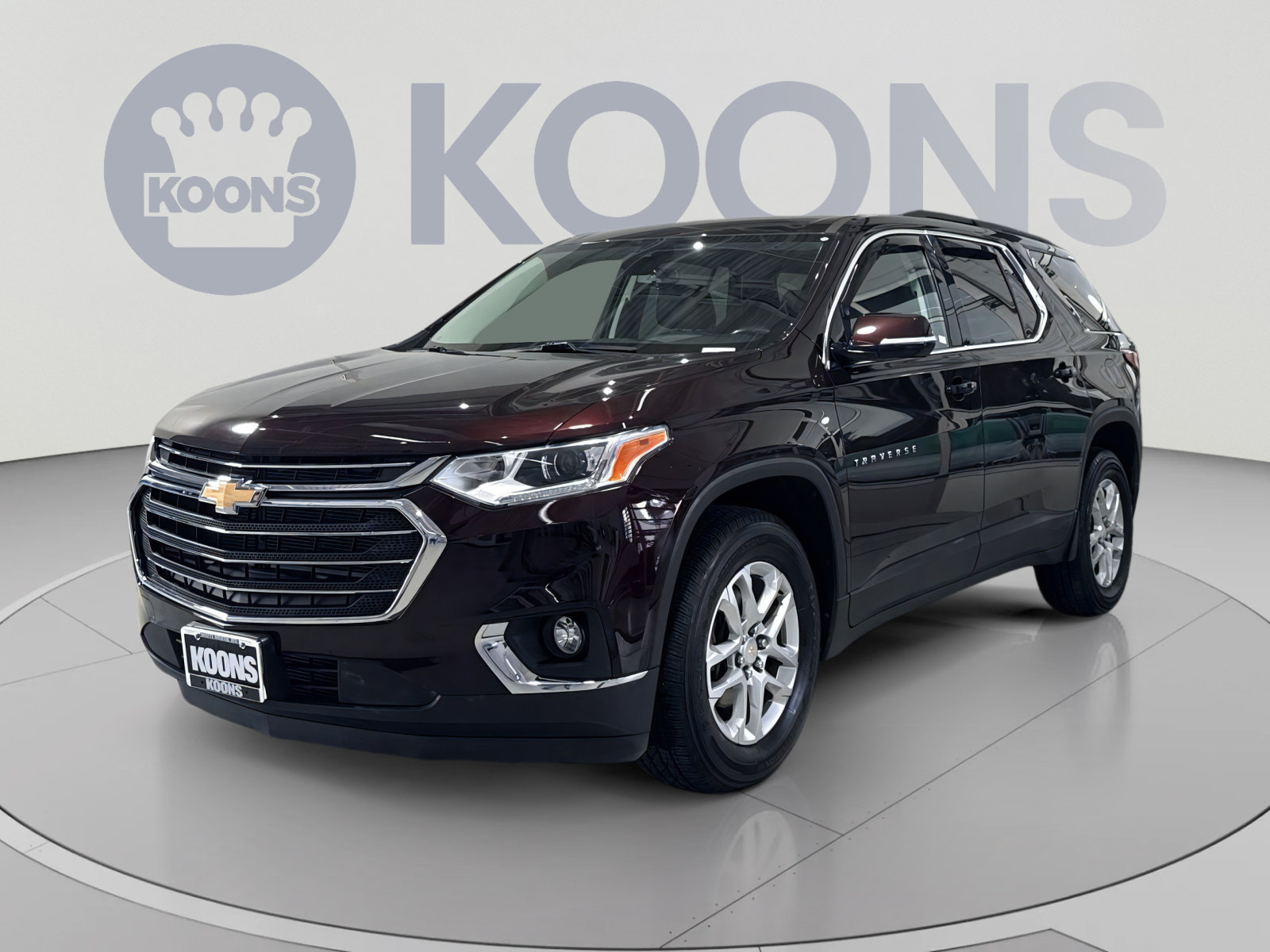 Used 2020 Chevrolet Traverse LT w/ Driver Confidence II Package FWD image 1