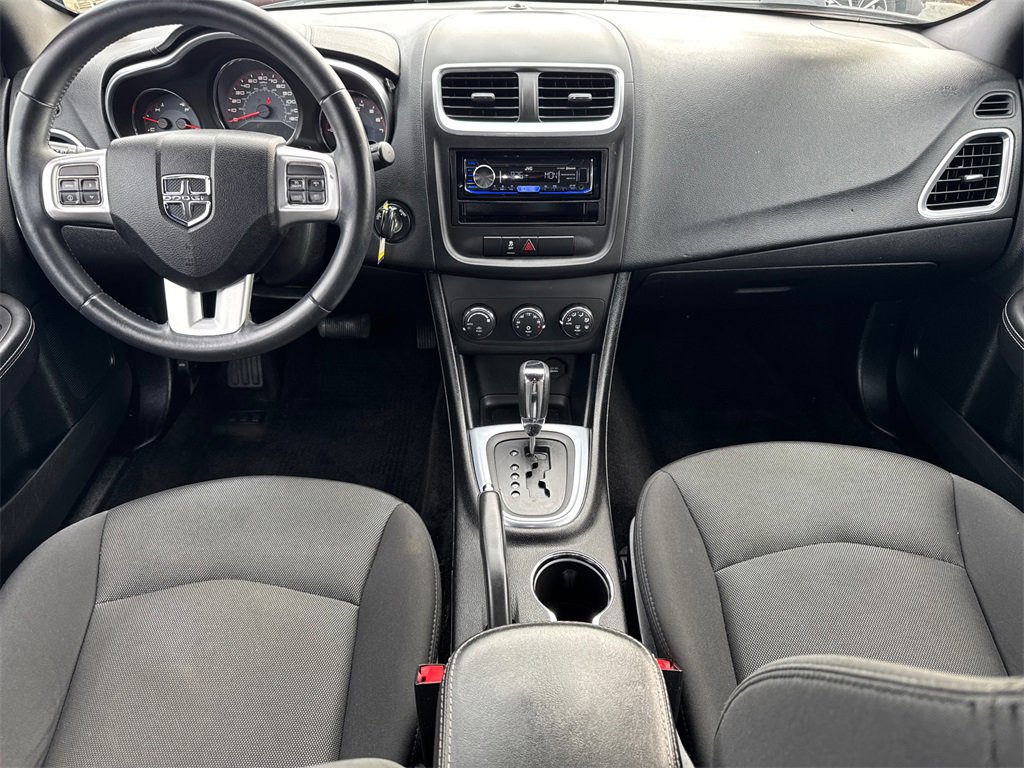 Used 2013 Dodge Avenger SXT image 19
