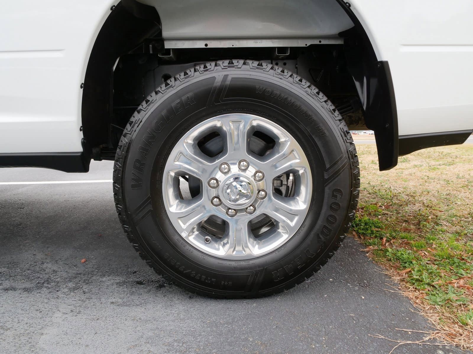 Used 2024 RAM 3500 Big Horn image 13