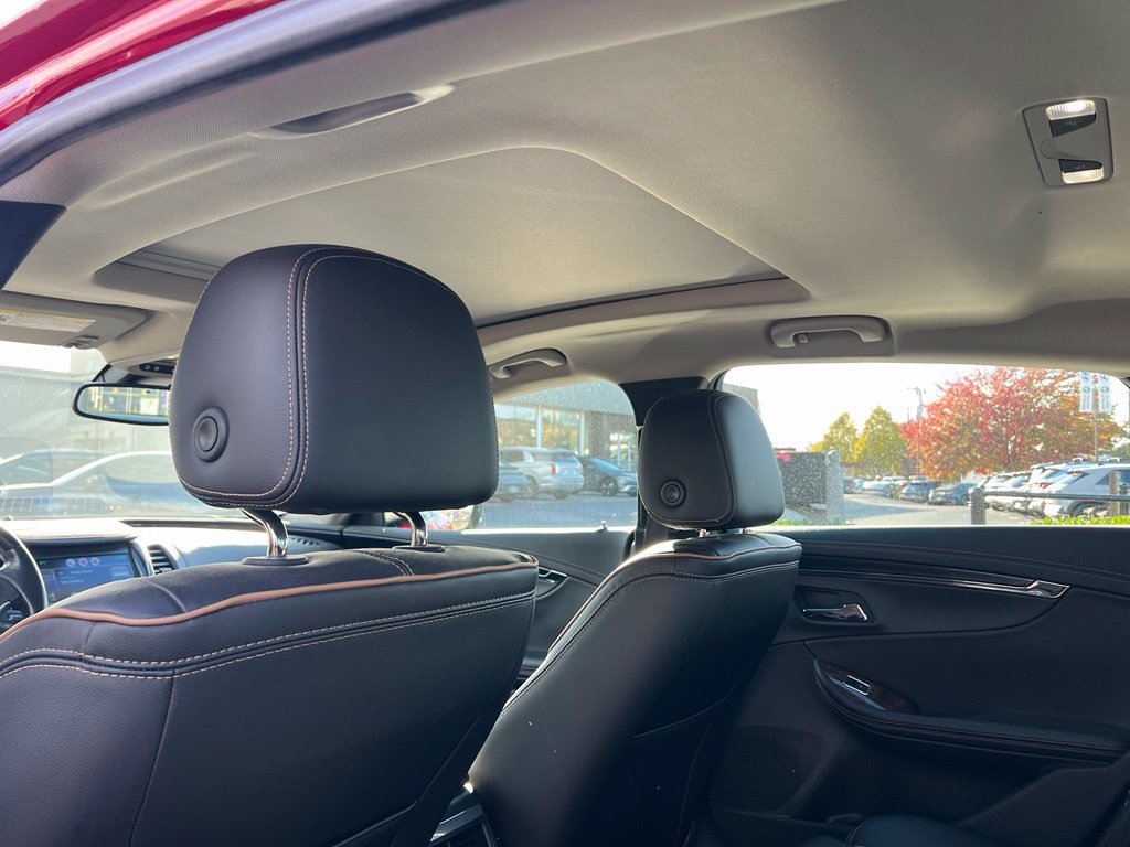 Used 2015 Chevrolet Impala LTZ FWD image 11
