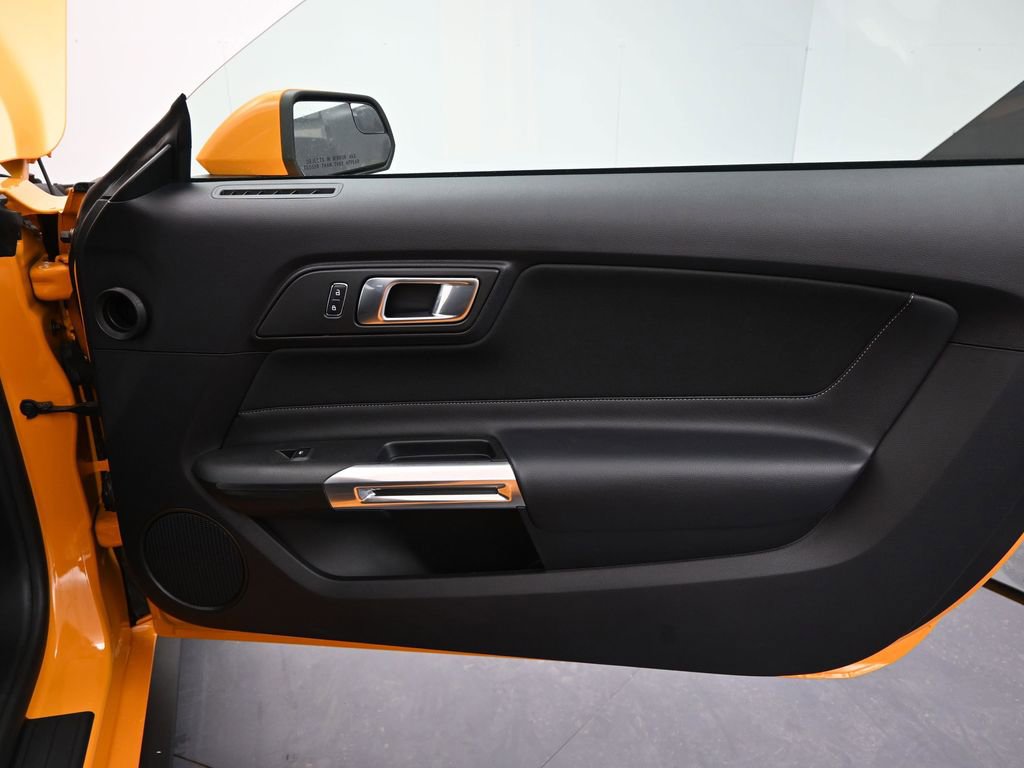 Used 2018 Ford Mustang EcoBoost w/ Ecoboost Performance Package image 15