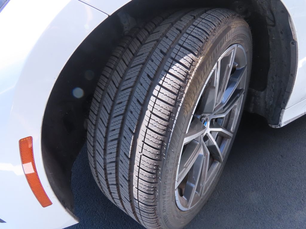 Used 2019 BMW 330i Sedan RWD image 14