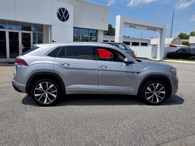 New 2026 Volkswagen Atlas Cross Sport SEL Premium R-Line AWD/4WD image 15