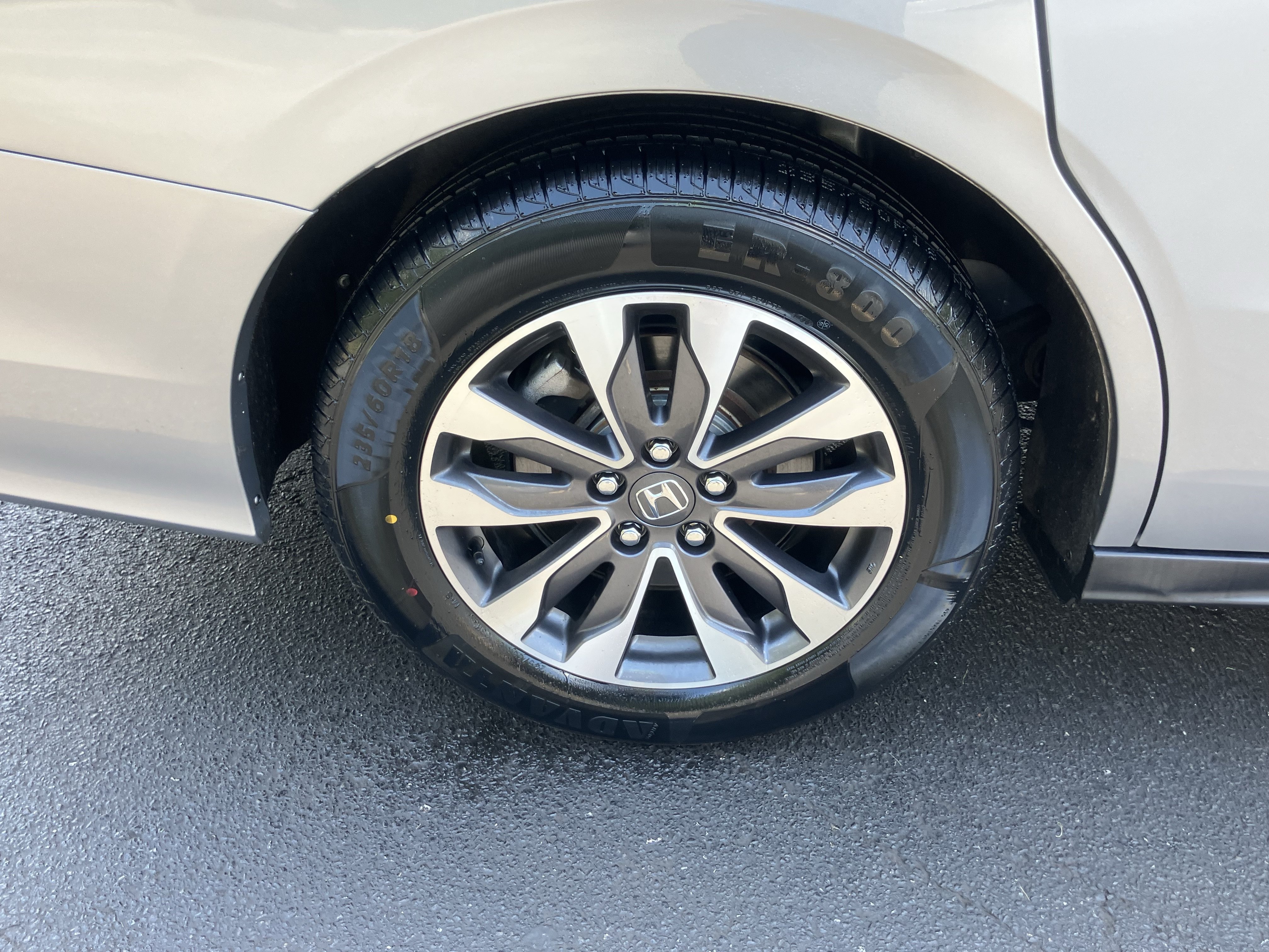 Certified 2023 Honda Odyssey EX-L image 13