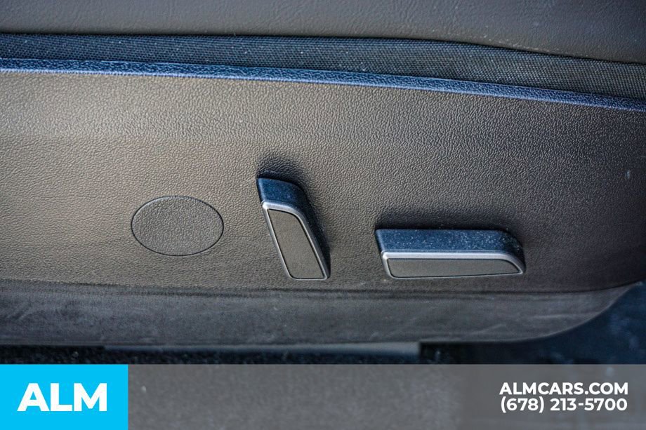 Used 2021 Tesla Model Y Long Range AWD/4WD image 55