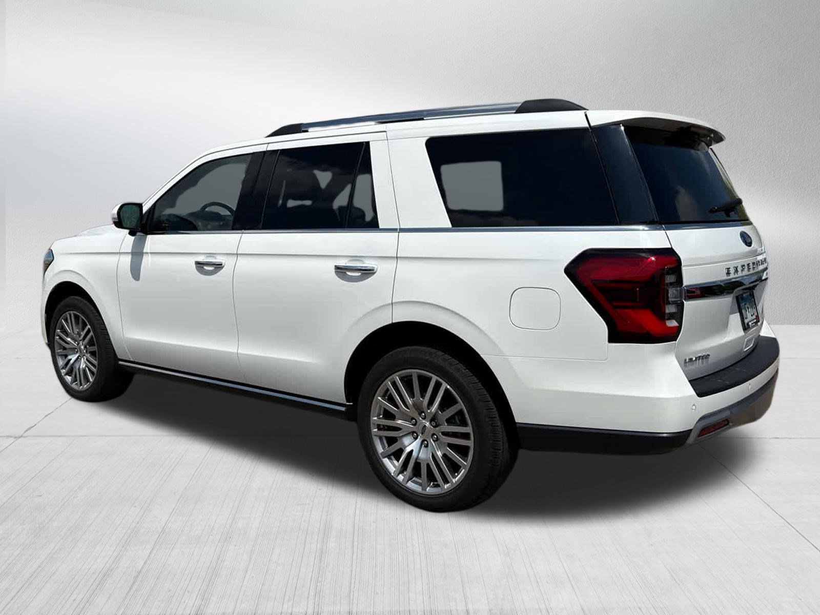 Used 2023 Ford Expedition Limited image 5
