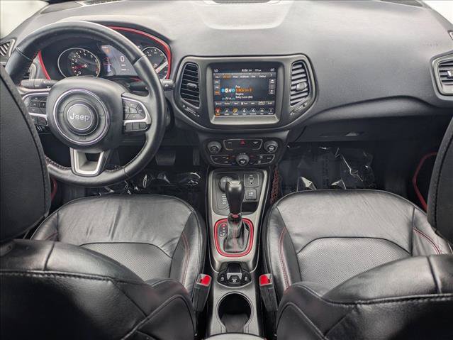 Used 2017 Jeep Compass Trailhawk w/ Leather Interior Group AWD/4WD image 16