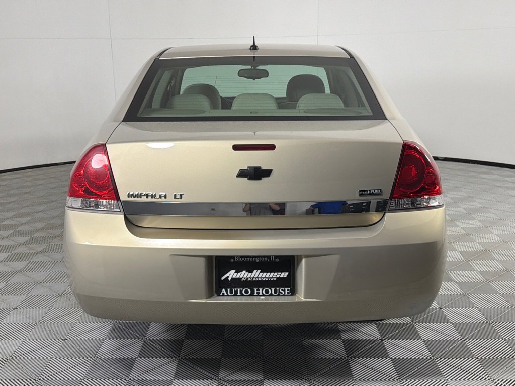 Used 2010 Chevrolet Impala LT FWD image 5