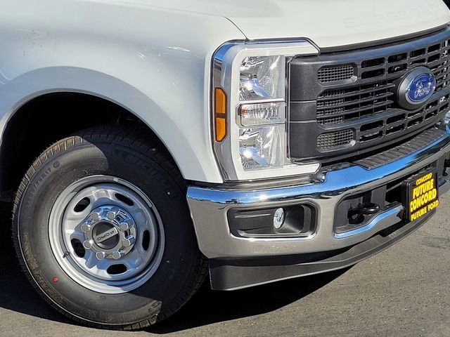 New 2026 Ford F250 XL w/ XL Chrome Package image 9