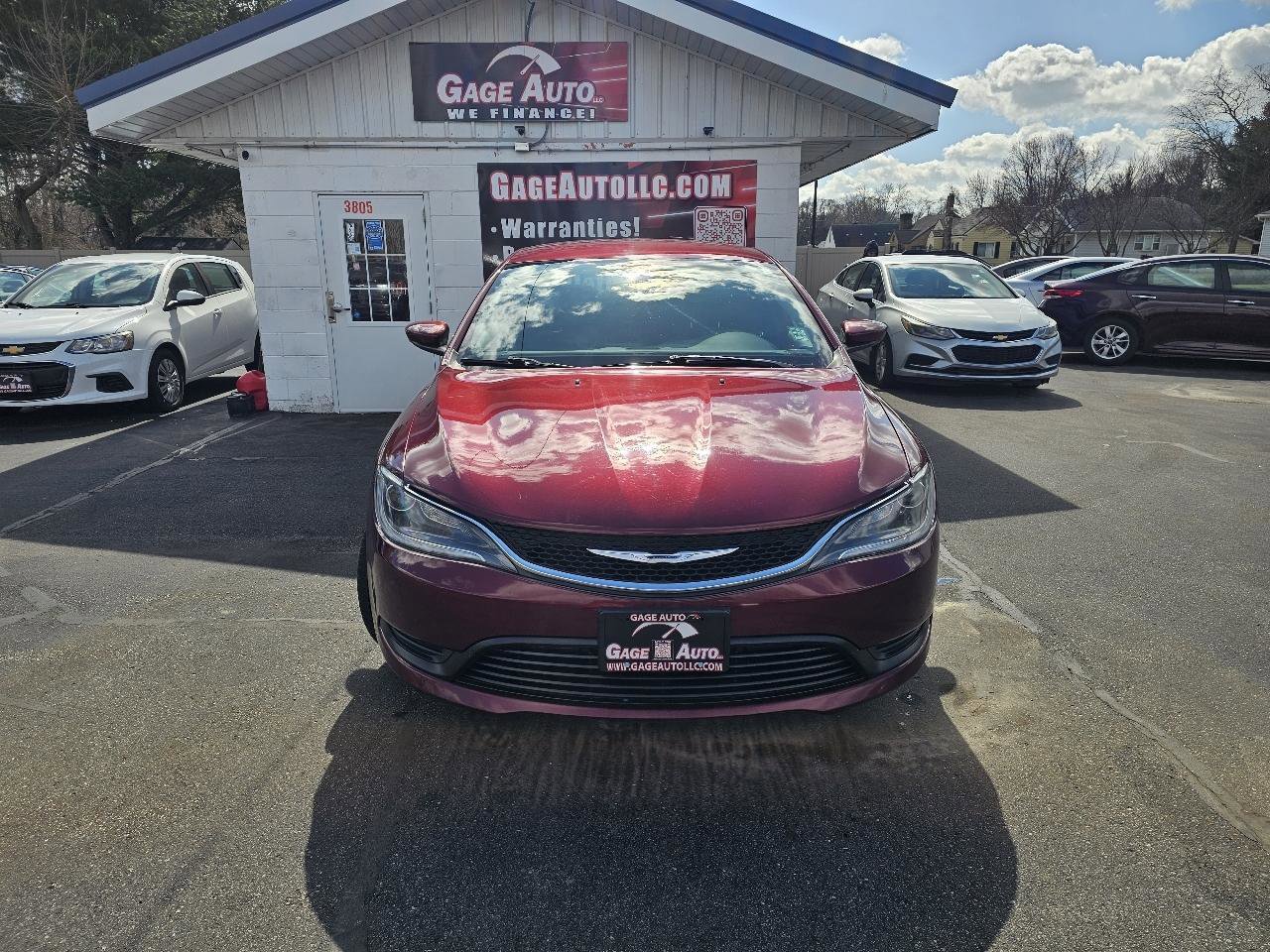 Used 2016 Chrysler 200 LX image 2
