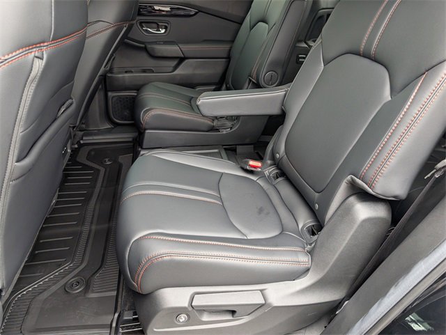 New 2025 Honda Pilot TrailSport image 28