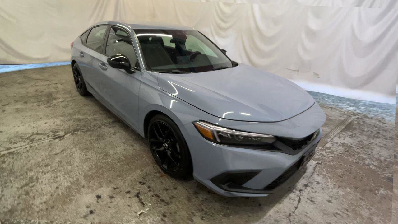Used 2024 Honda Civic Sport image 2