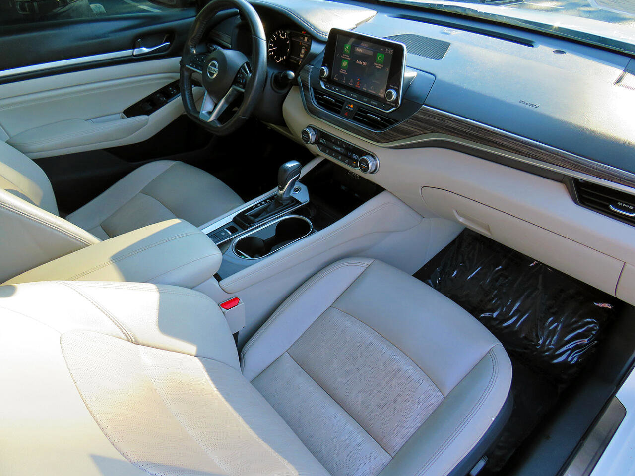 Used 2022 Nissan Altima 2.5 Platinum image 37