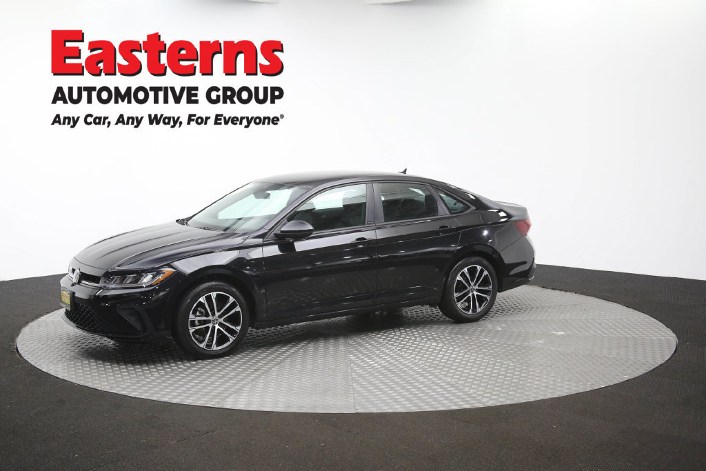 Used 2025 Volkswagen Jetta Sport FWD image 58