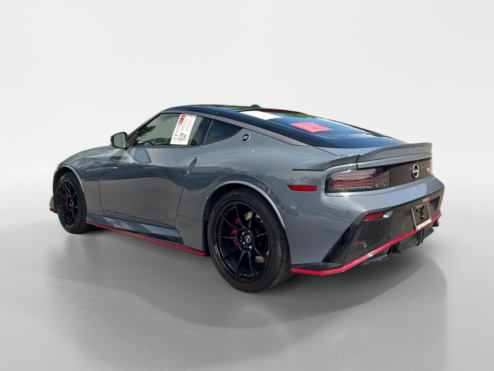 Certified 2025 Nissan Z NISMO w/ Floor Mat Package RWD image 3