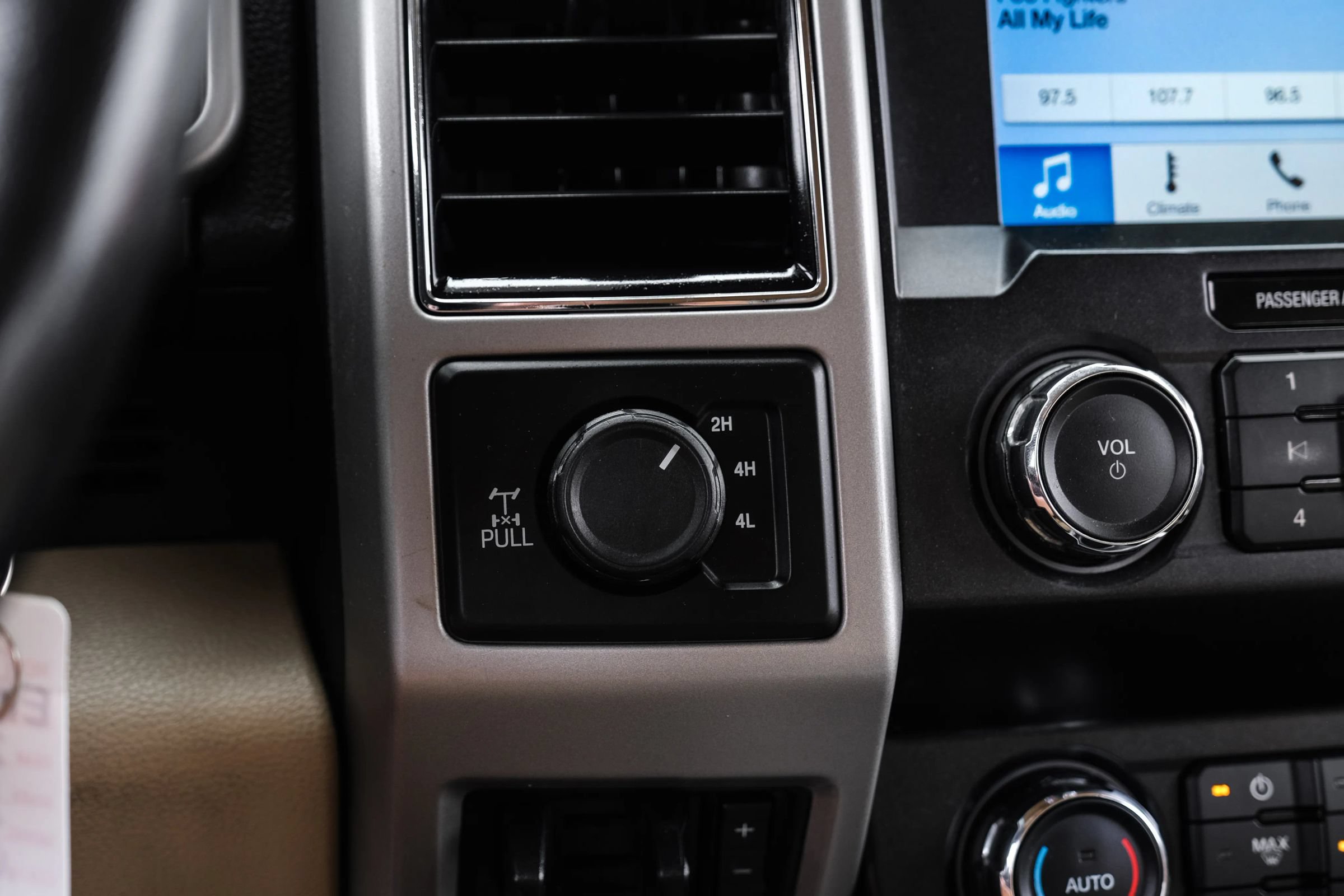 Used 2019 Ford F250 Lariat w/ Chrome Package AWD/4WD image 35