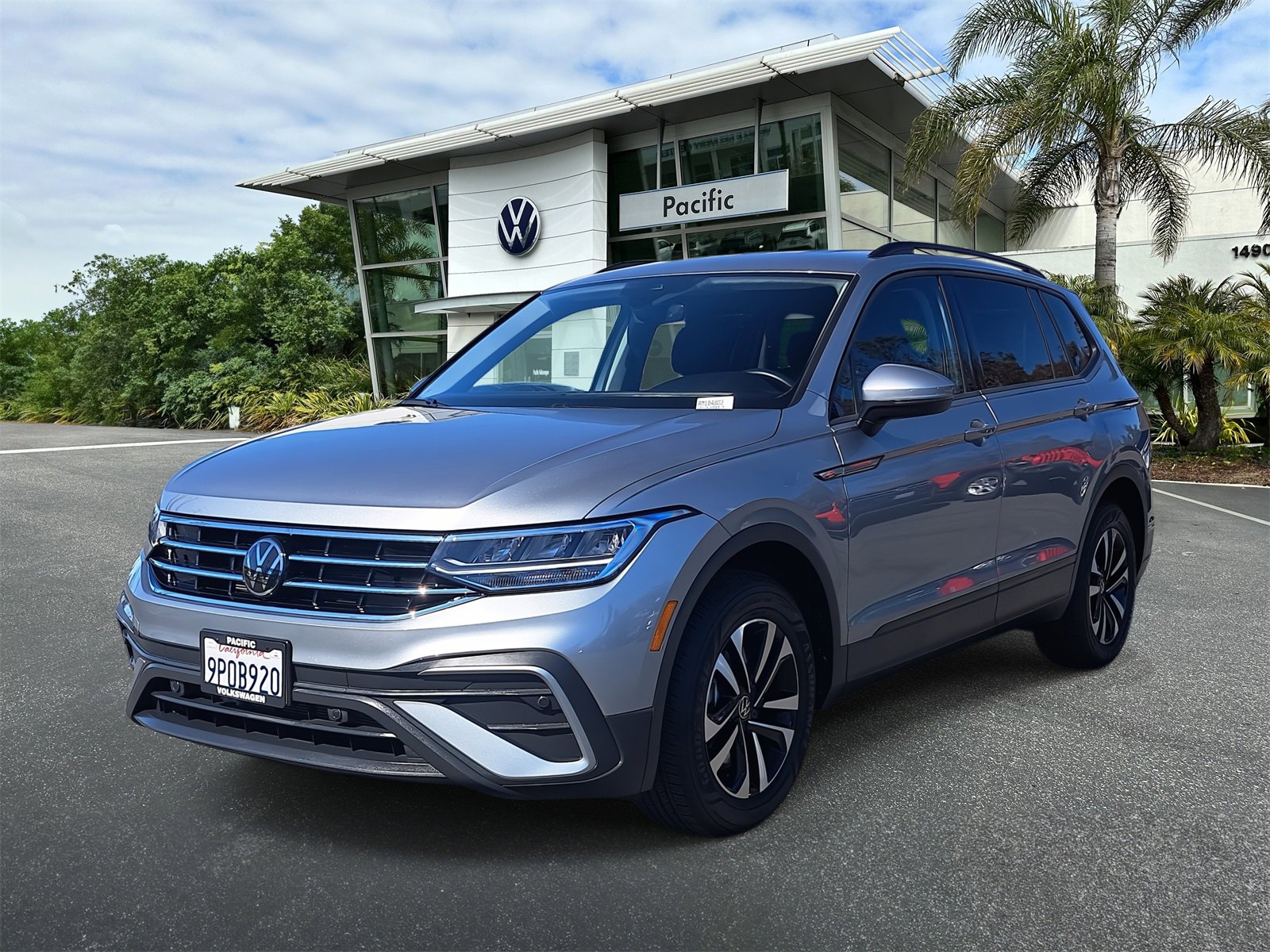 Certified 2024 Volkswagen Tiguan S