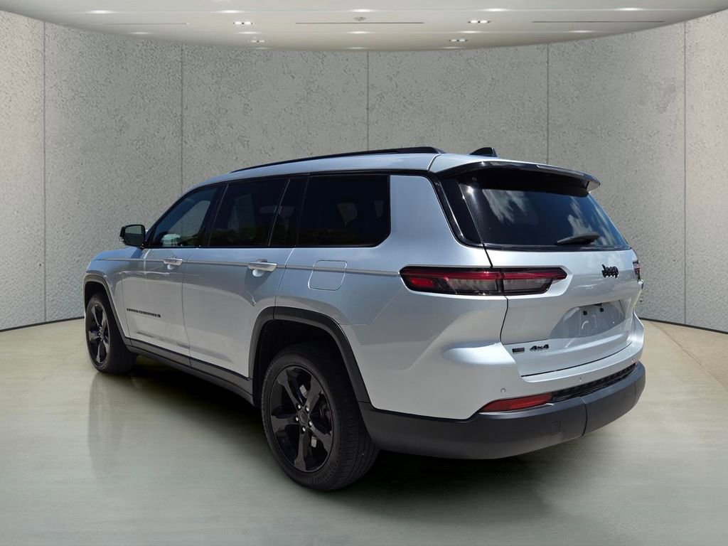 Used 2021 Jeep Grand Cherokee L Laredo AWD/4WD image 6