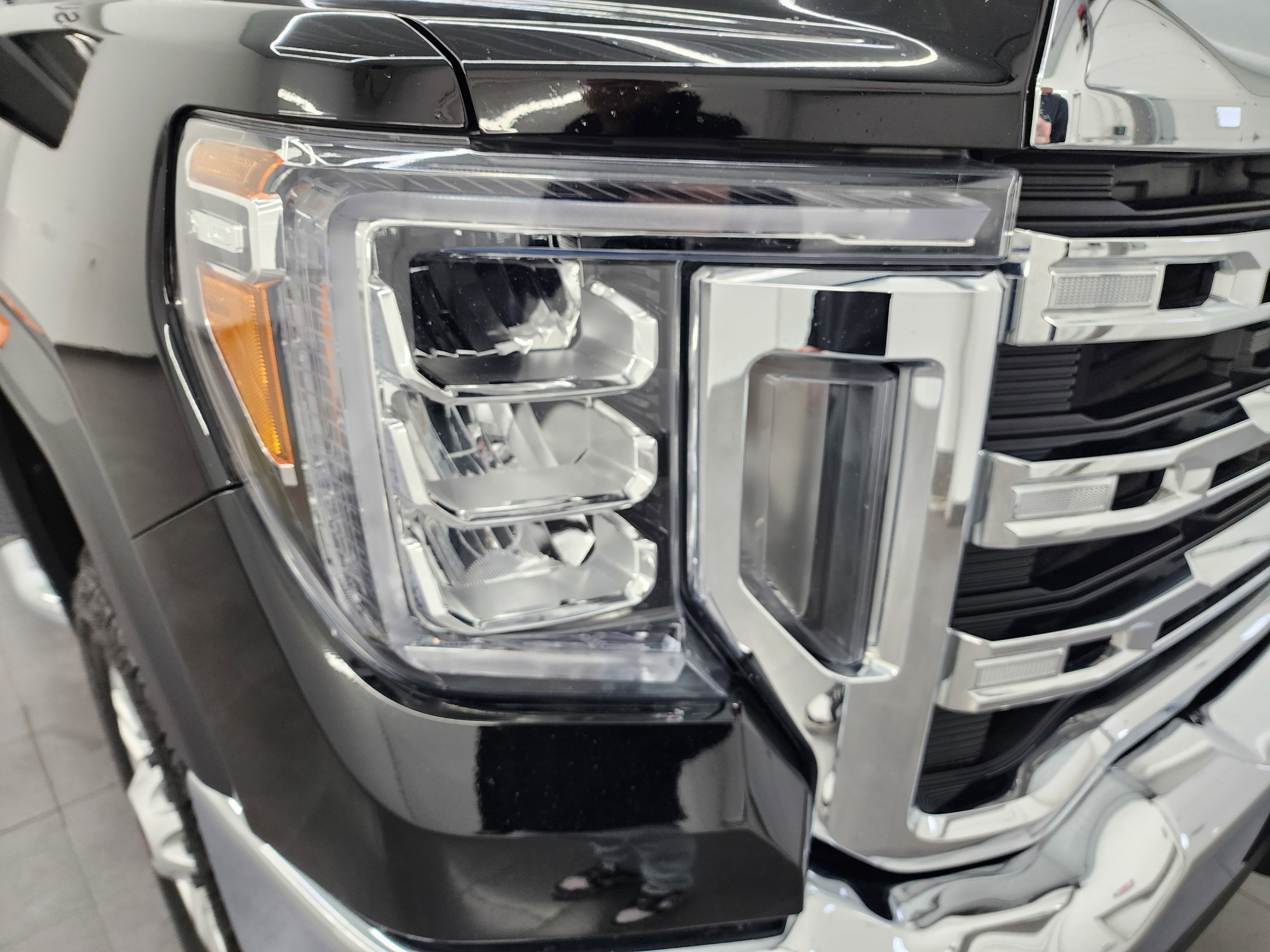 Used 2023 GMC Sierra 2500 SLE w/ SLE Convenience Package image 21