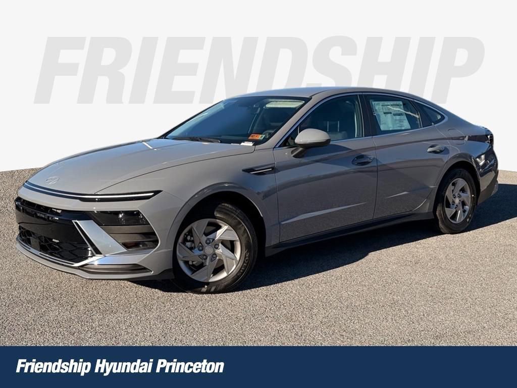 New 2026 Hyundai Sonata SE image 1