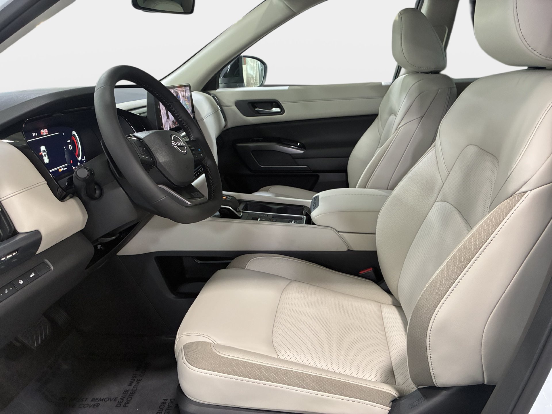 New 2026 Nissan Pathfinder SL FWD image 16